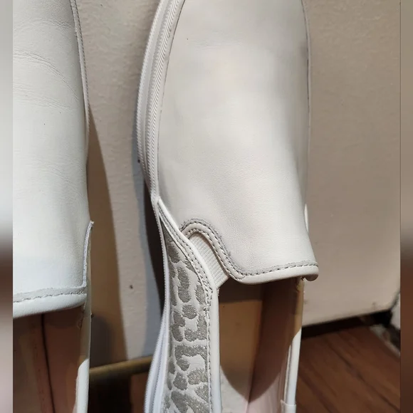 Women's Kate Spade Keds, Size 11 - Picture 6 of 13